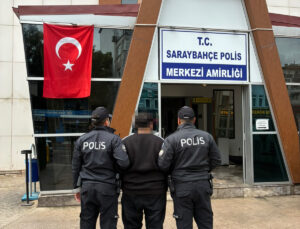 Yağma suçundan aranan hükümlü İzmit’te yakayı ele verdi