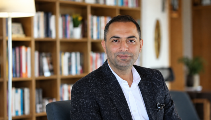 1 Milyar Euroluk Fon Soruşturması: Gazeteci ve Siyasetçiler Gözaltında