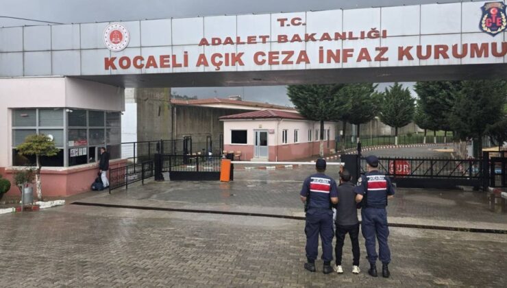 12 yıl 4 aylık hapis cezasıyla aranıyordu, yakayı ele verdi