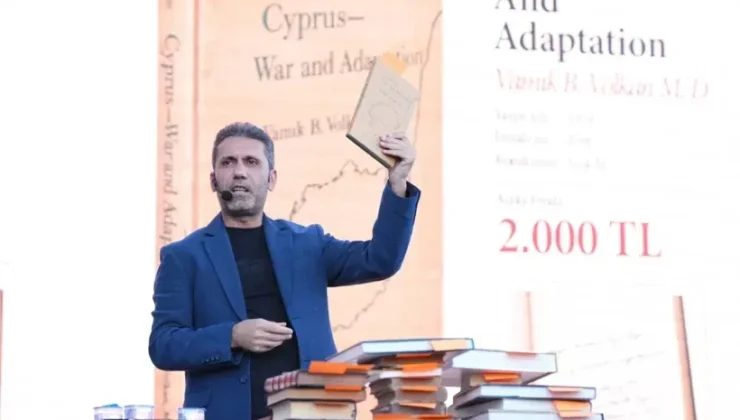 16. Kocaeli Kitap Fuarı’nda müzayede heyecanı: 45 nadide eser açık artırmaya çıktı!
