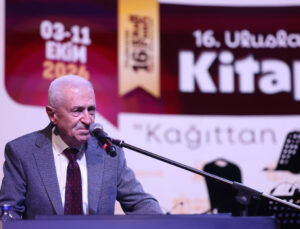 Ahmed Güner Sayar: “Kitap Fuarı, Kocaeli için çok güzel bir imkan”