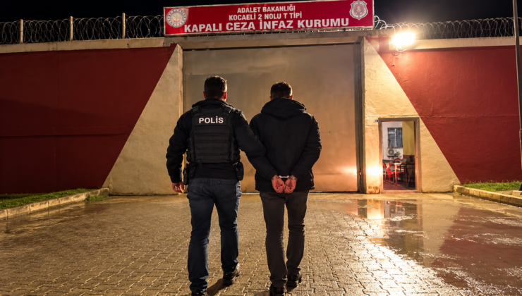 Derince’de Pencereden Rastgele Ateş Açan Şüpheli Yakalanarak Tutuklandı