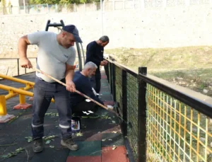 Dilovası’nda parklar yenileniyor