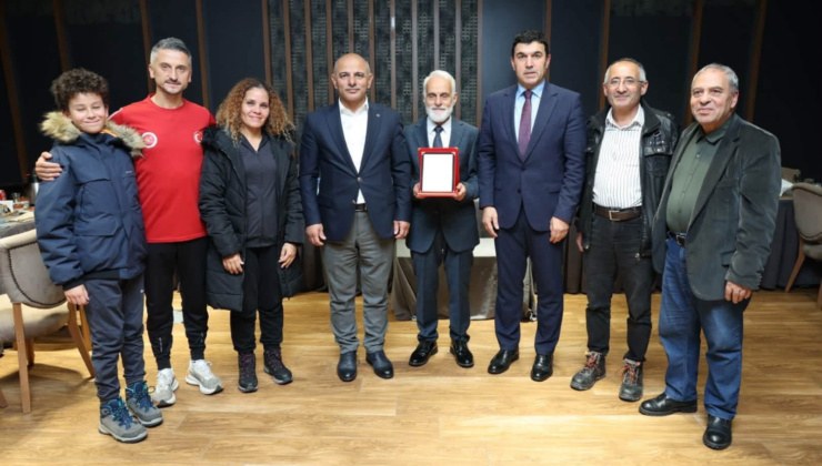 Emrullah Bayraktar’dan Örnek Başarı: 76 Yaşında Birincilik