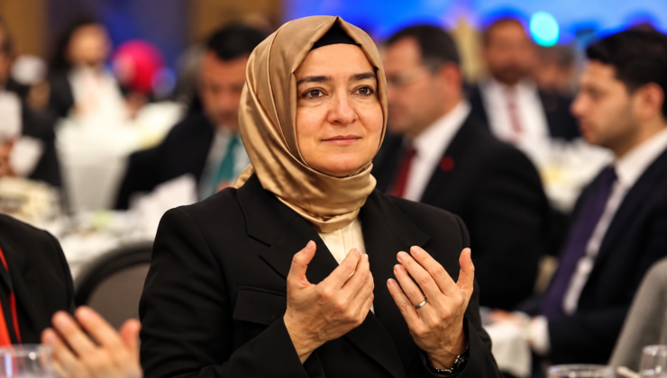 Fon soruşturmasıyla gündemdeydi: Fatma Betül Sayan Kaya AK Parti’den ihraç edildi