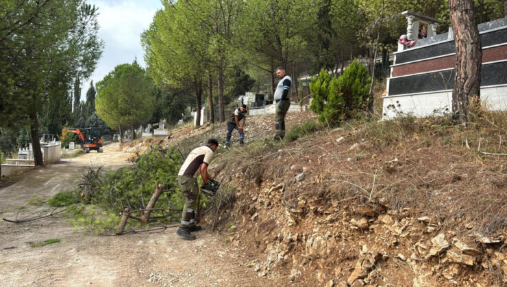 Gebze’nin kırsal mezarlıklarında kapsamlı bakım çalışması