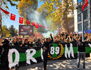 Hodri Meydan İzmit’i ayağa kaldırdı! Yeşil-siyahlılar Beşiktaş deplasmanına hazır