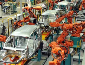 İki araç arasında sıkıştı: Ford Otosan’da korkutan iş kazası!