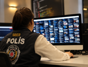 Kocaeli Dahil 6 İlde Siber Suç Operasyonu: 22 Şüpheli Gözaltında!