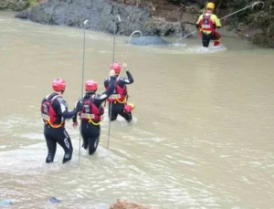 Kocaeli’de Selde Kaybolan 2 Kişiden Biri Ölü Bulundu!