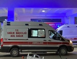 Körfez’de korkutan kaza: Genç otobüs şoförü ağır yaralandı