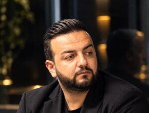 Ürper: “Asırlık çınarı birlikte ayağa kaldıralım”