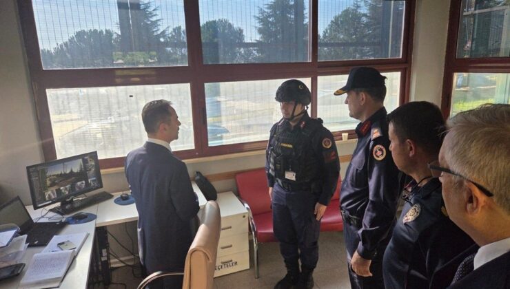 Vali Aktaş’tan Gündoğdu Geri Gönderme Merkezi’ne denetim